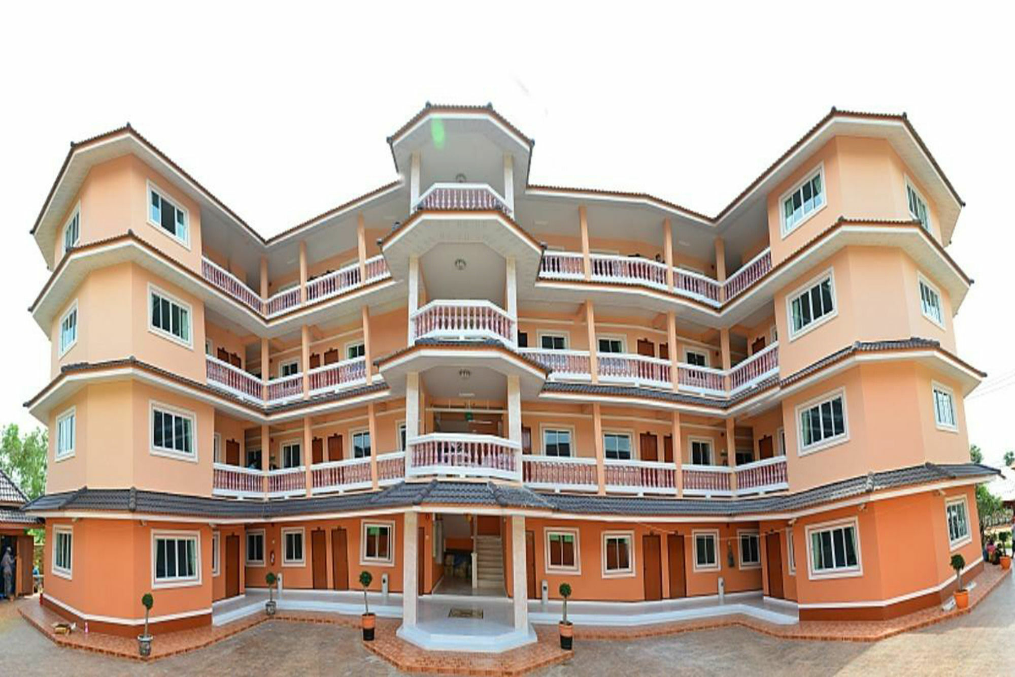Yingthip1 Apartment Чианграй Экстерьер фото